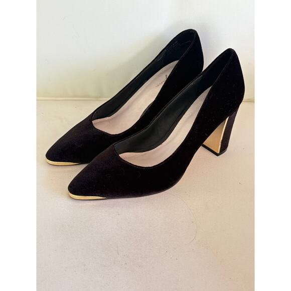 Melyann Velvet Heels 8.5 Black Pumps Academia Office Career Capsule Gold Stacked - Picture 5 of 7